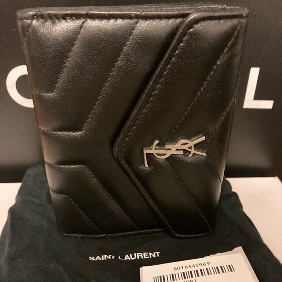 Authentic 💯 YSL Yves Saint Laurent Wallet Black Lambskin Lou Lou Puffy Wallet - Picture 2 of 9